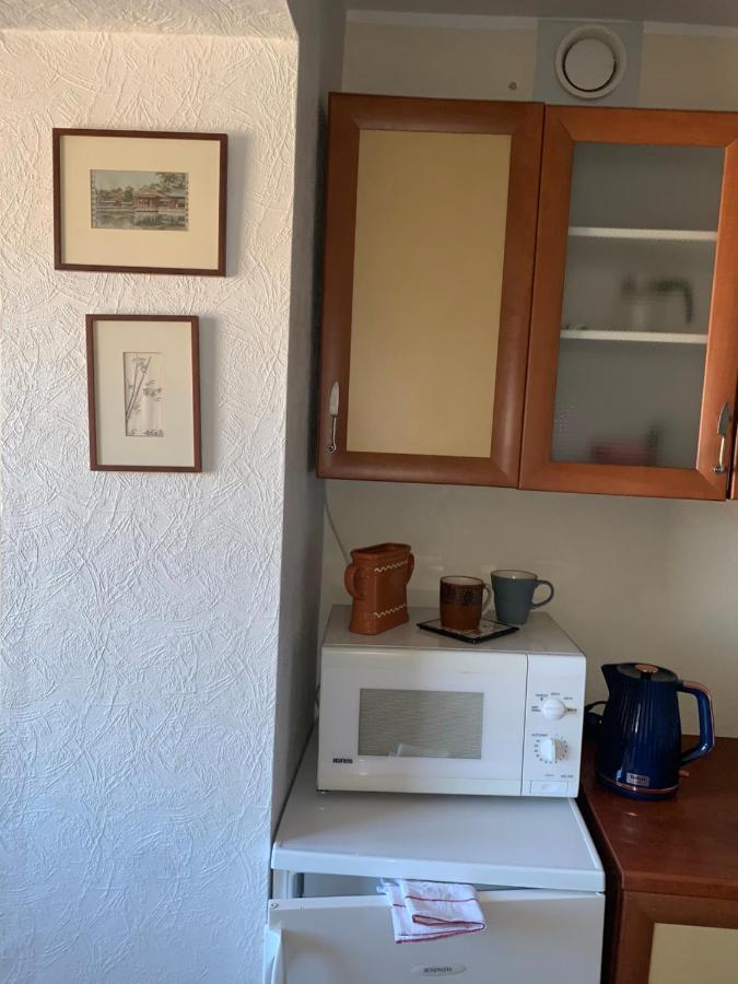 K84, Nice 2- Bedroom Apartment - 2 Big Beds 1 Single Bed Tartu Esterno foto