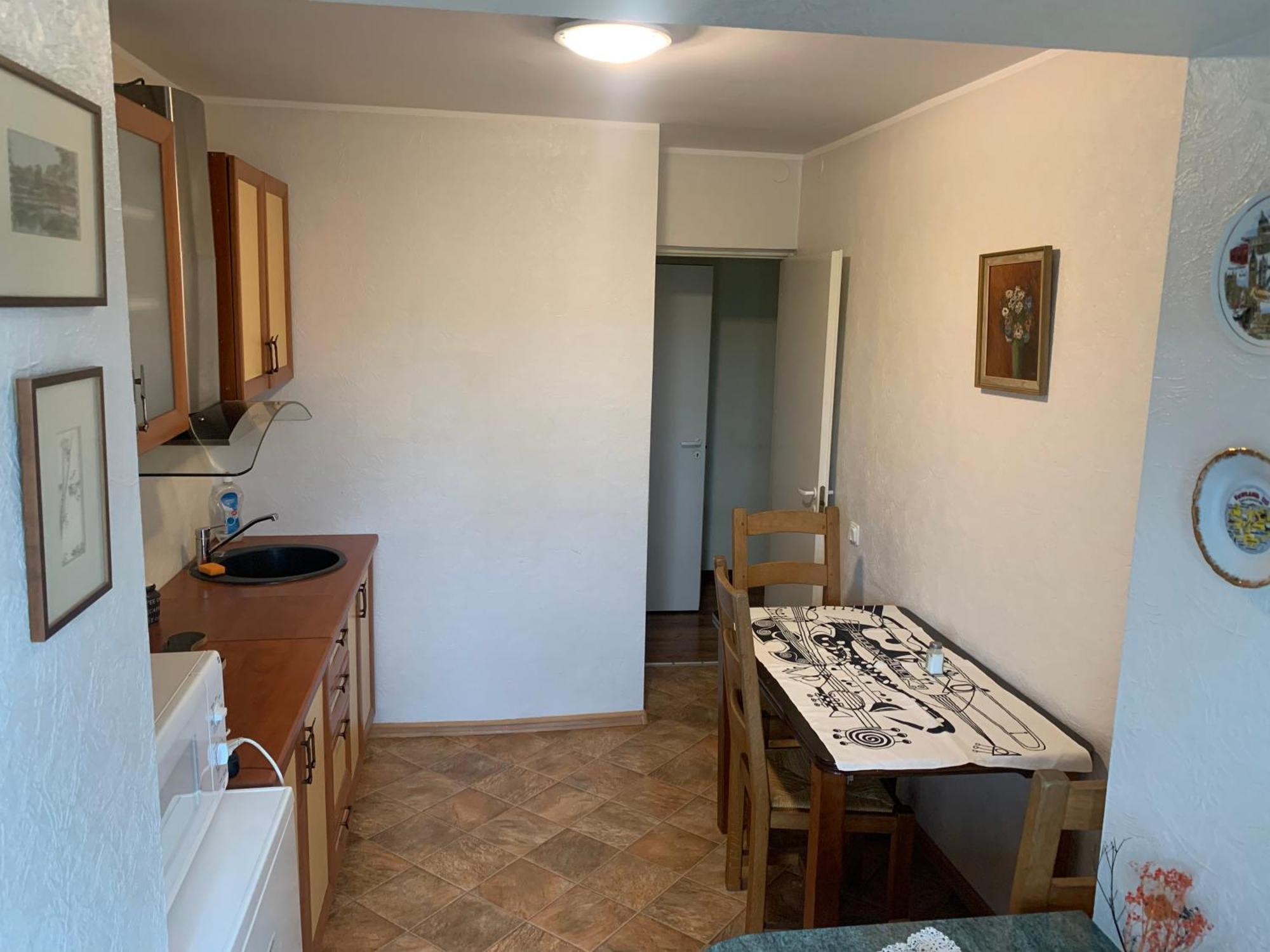 K84, Nice 2- Bedroom Apartment - 2 Big Beds 1 Single Bed Tartu Esterno foto