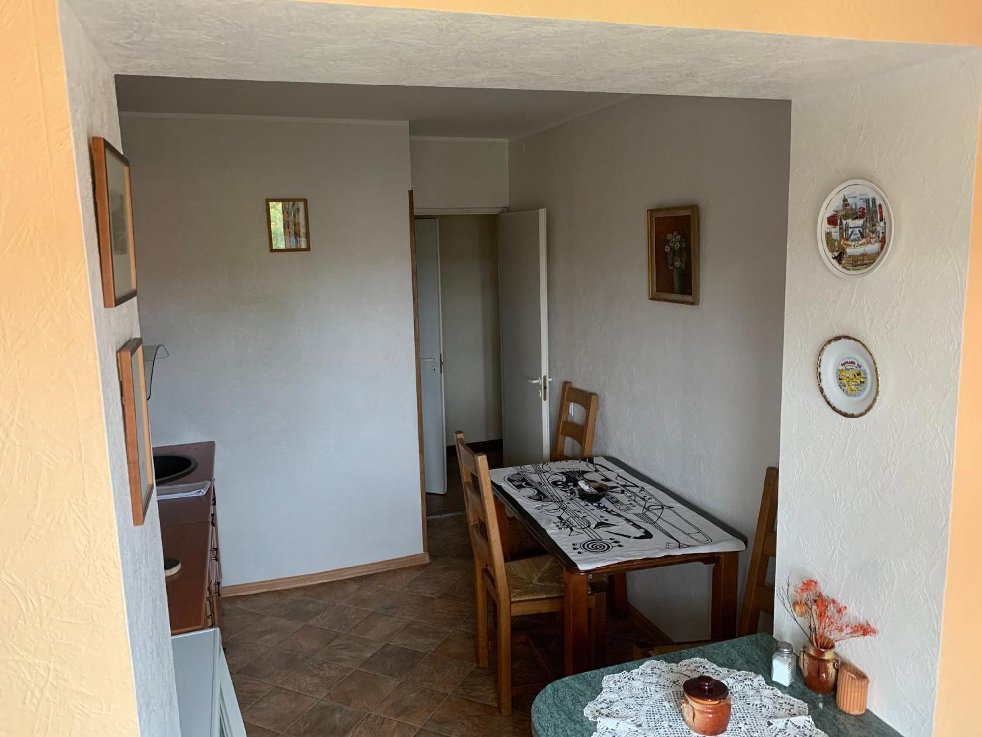 K84, Nice 2- Bedroom Apartment - 2 Big Beds 1 Single Bed Tartu Esterno foto