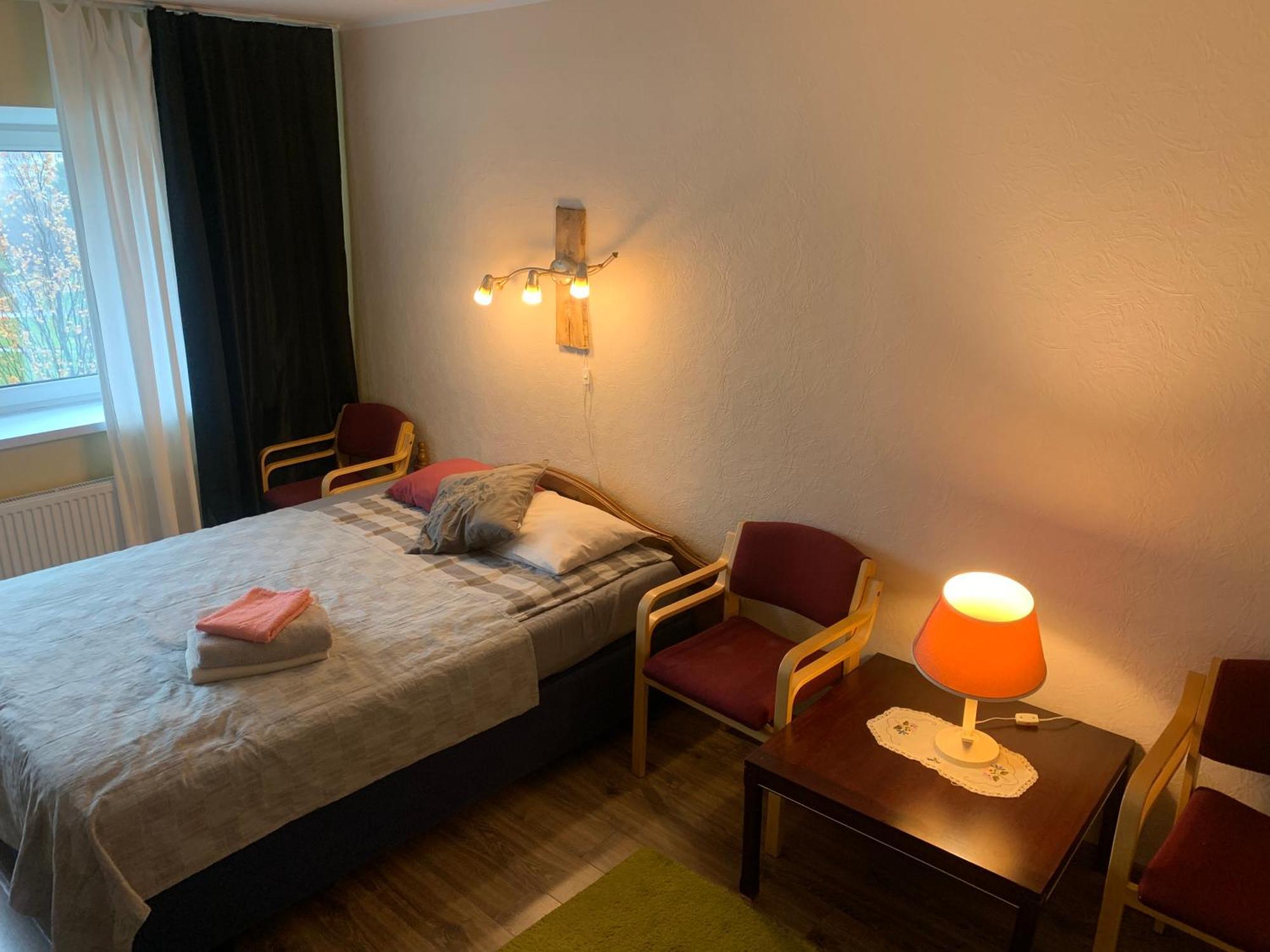 K84, Nice 2- Bedroom Apartment - 2 Big Beds 1 Single Bed Tartu Esterno foto