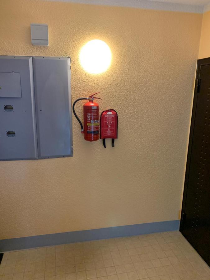 K84, Nice 2- Bedroom Apartment - 2 Big Beds 1 Single Bed Tartu Esterno foto